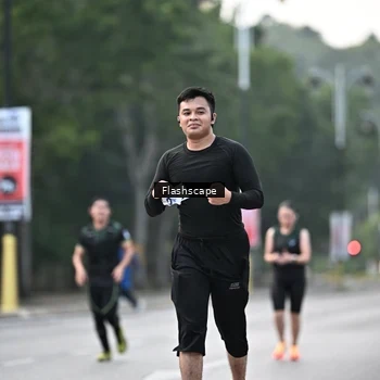 Runner Photo 8368875