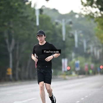 Runner Photo 8368963