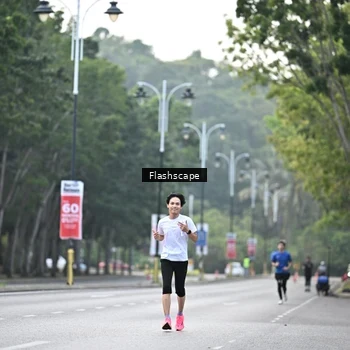 Runner Photo 8369028