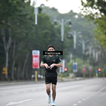 Runner Photo 8369181