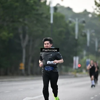 Runner Photo 8369282