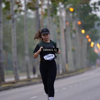 Runner Photo 8369392
