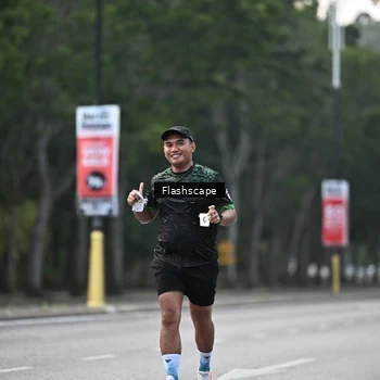 Runner Photo 8369399