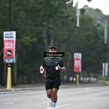 Runner Photo 8369401