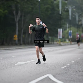 Runner Photo 8369491