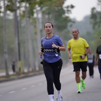 Runner Photo 8369512