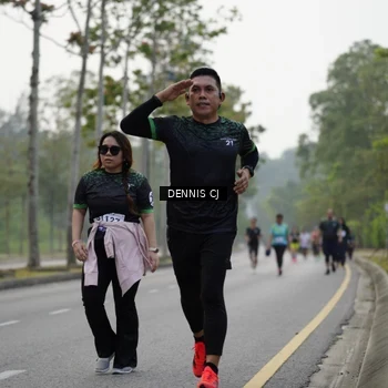 Runner Photo 8369547