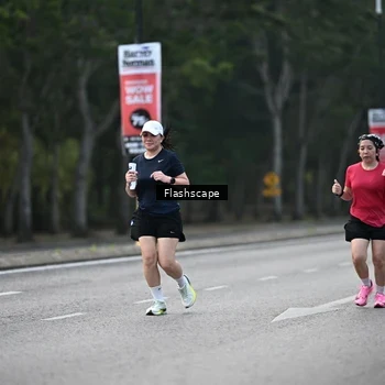 Runner Photo 8369552