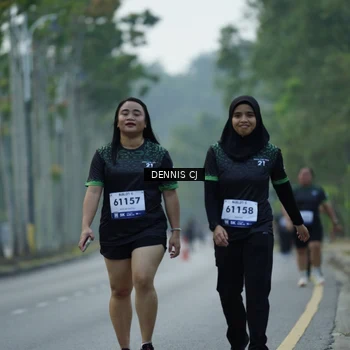 Runner Photo 8369555