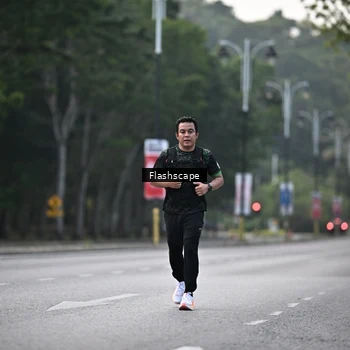 Runner Photo 8369575