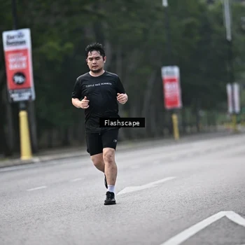 Runner Photo 8369694