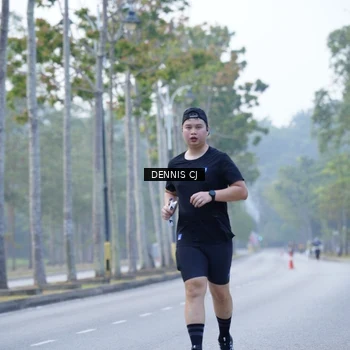 Runner Photo 8369750