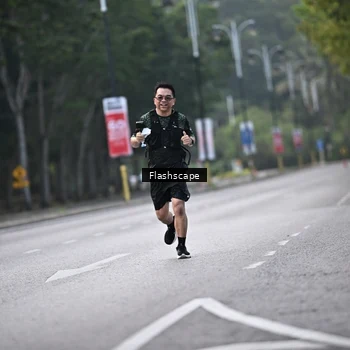 Runner Photo 8369754