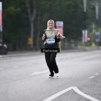 Runner Photo 8369759