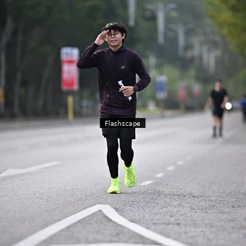Runner Photo 8369790