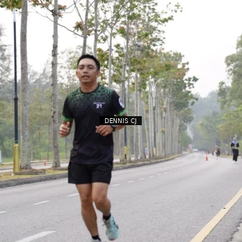 Runner Photo 8369810