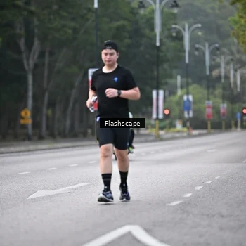 Runner Photo 8369817