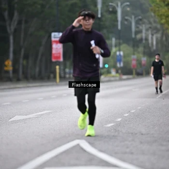 Runner Photo 8369847