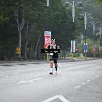 Runner Photo 8369993