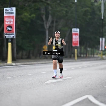 Runner Photo 8370044