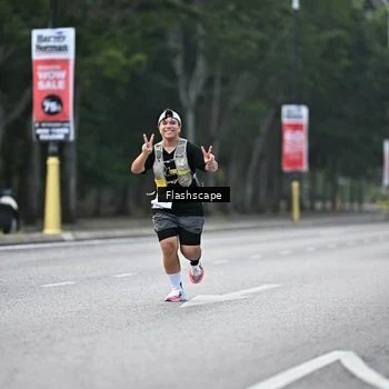 Runner Photo 8370068