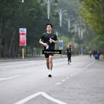 Runner Photo 8370124