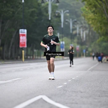 Runner Photo 8370138