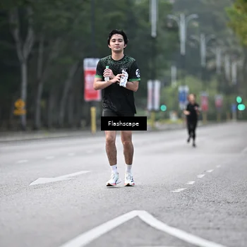 Runner Photo 8370164