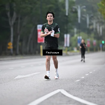 Runner Photo 8370169