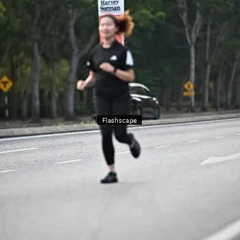 Runner Photo 8370218