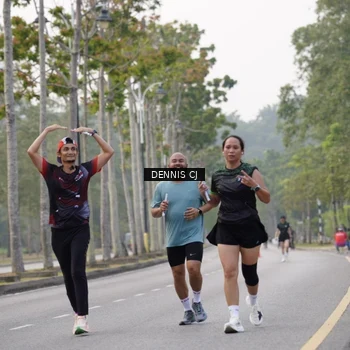 Runner Photo 8370299