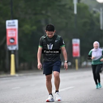Runner Photo 8370332