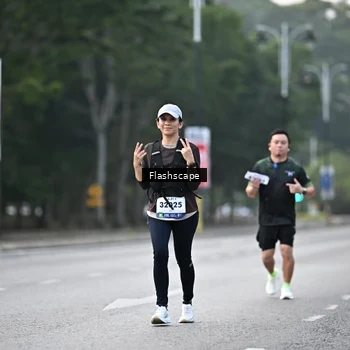Runner Photo 8370429