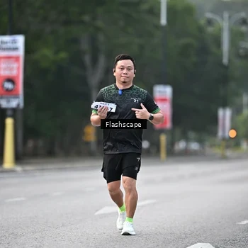 Runner Photo 8370431