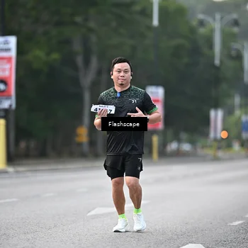 Runner Photo 8370433
