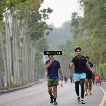Runner Photo 8370457