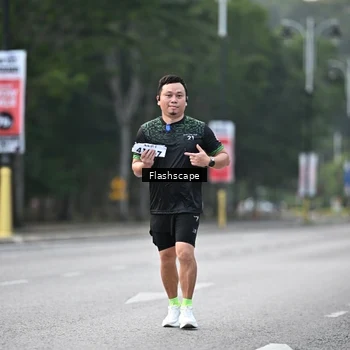 Runner Photo 8370471