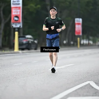 Runner Photo 8370632