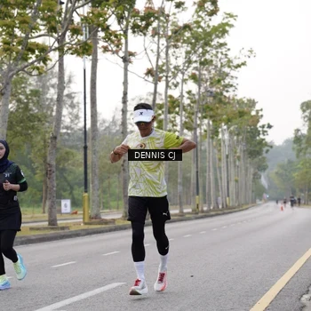 Runner Photo 8370672