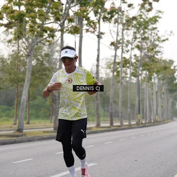 Runner Photo 8370676