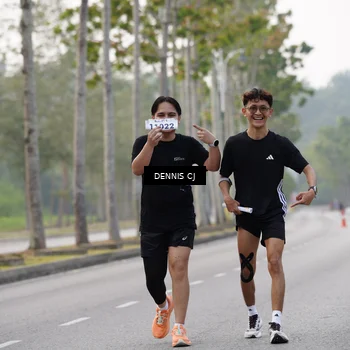 Runner Photo 8370744