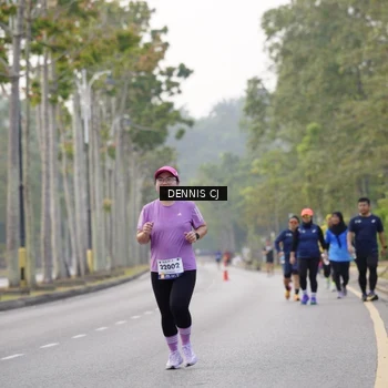 Runner Photo 8370769