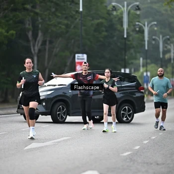 Runner Photo 8370791