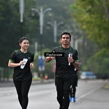 Runner Photo 8370839