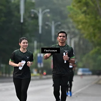 Runner Photo 8370889
