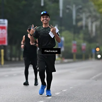 Runner Photo 8370899