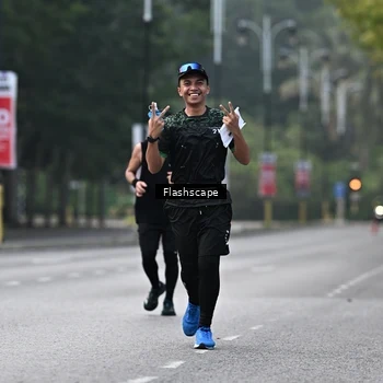 Runner Photo 8370917