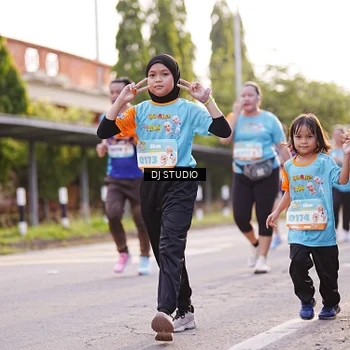 Runner Photo 8370918