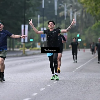 Runner Photo 8370925