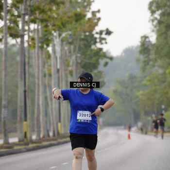 Runner Photo 8370929
